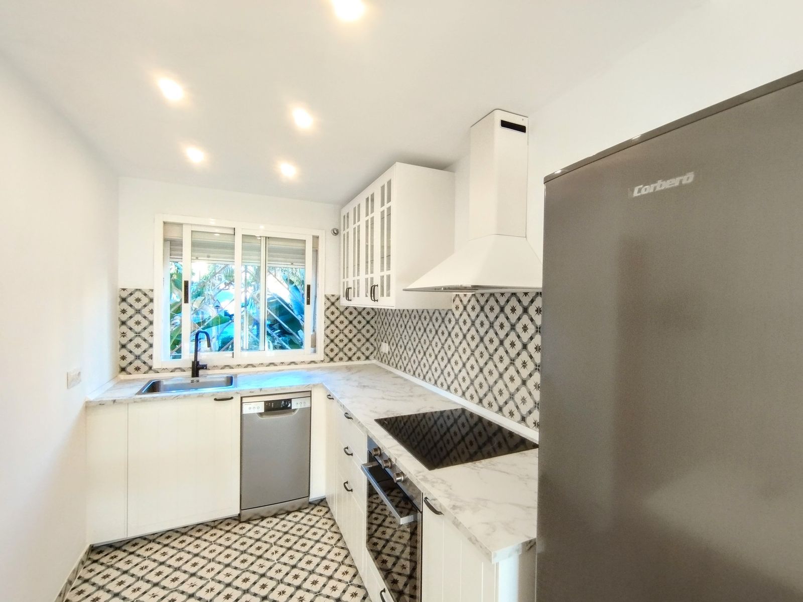 dfd03339ea50ea8cfed181b30515f0f5 - 10