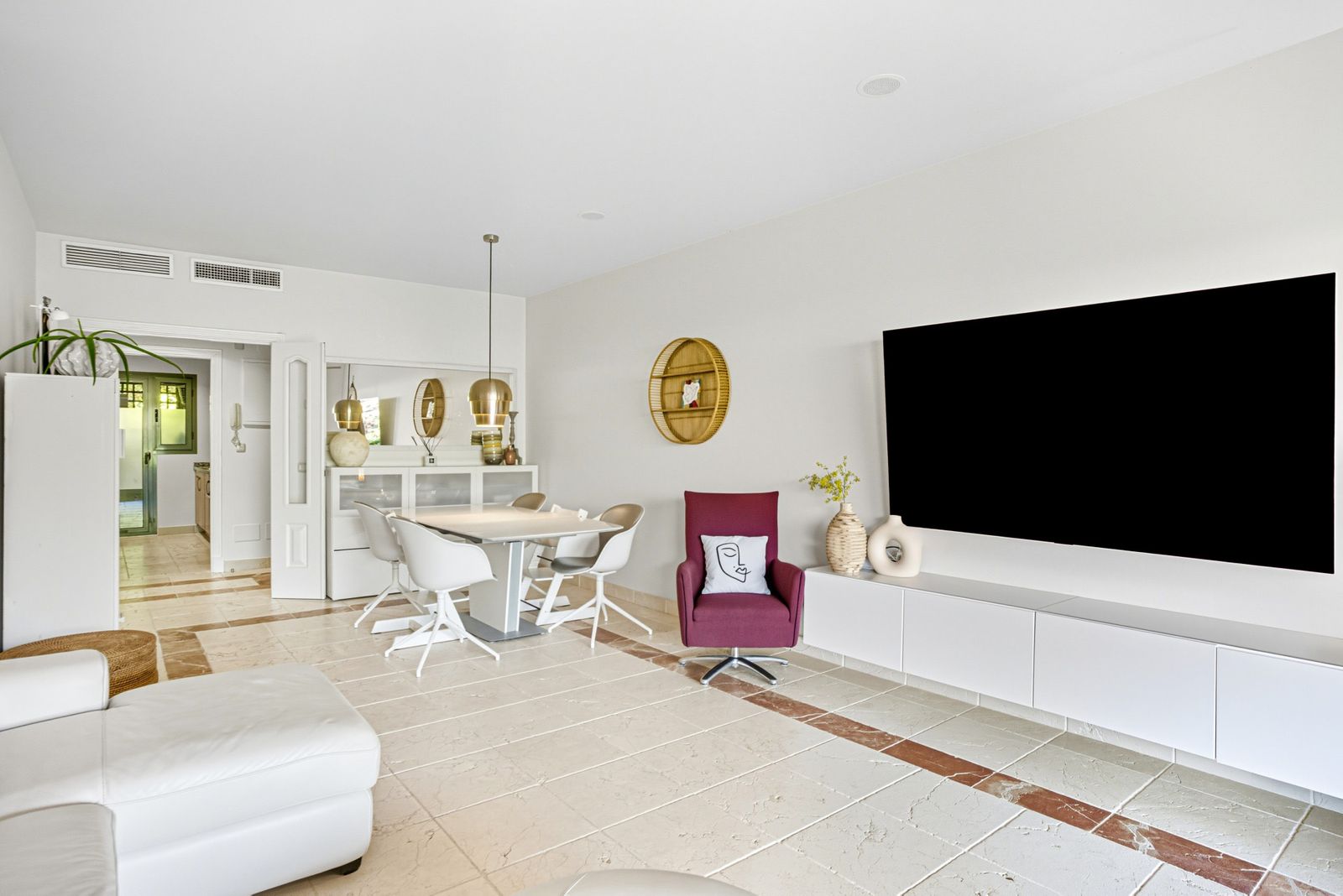 e08748936c069d2639585186495a2f51 - 10