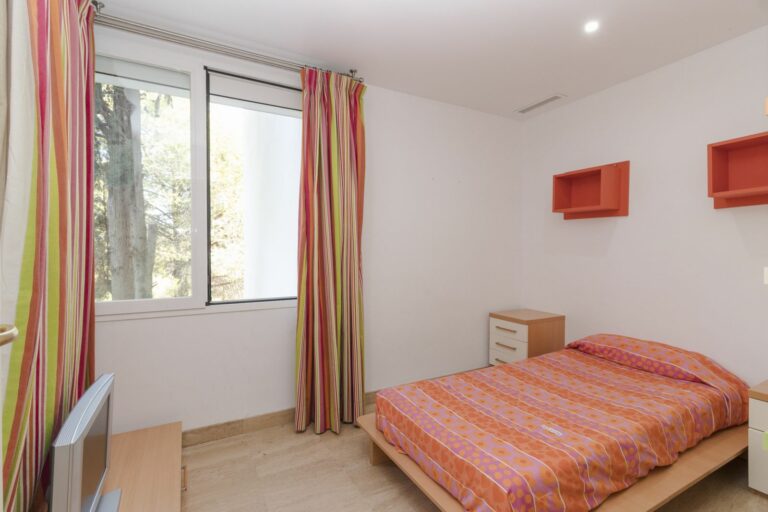 e0f7db29da66fb09db57e1479ac13beb - 10