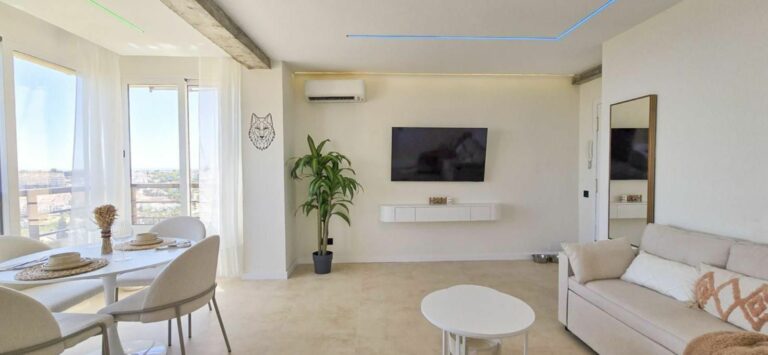 e26a18fb8cf884d0fe4dc2af72c8e83e - 11