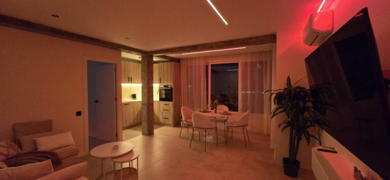 e26a18fb8cf884d0fe4dc2af72c8e83e - 14