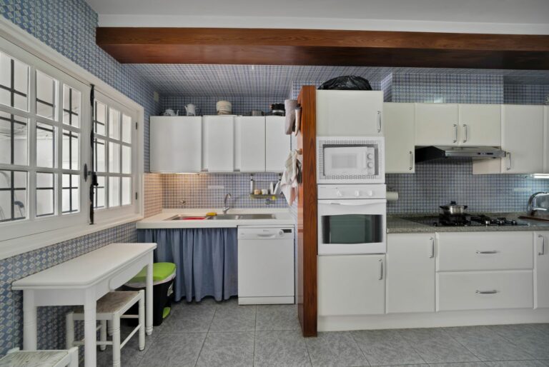 e3b5b4f7d7f526dae3891c63ca991dda - 13