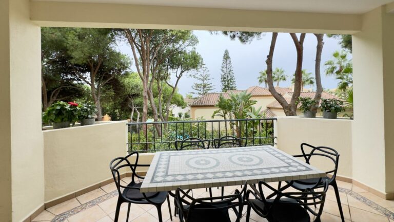 e5994dd241c658729731d61a754a4790 - 12