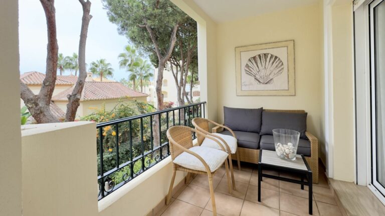 e5994dd241c658729731d61a754a4790 - 16