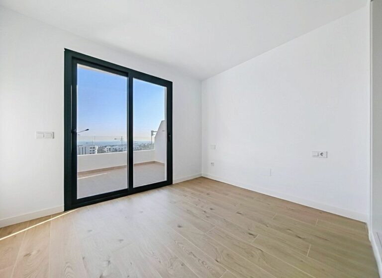 e731466ce79a480412a0791b9c72653e - 11