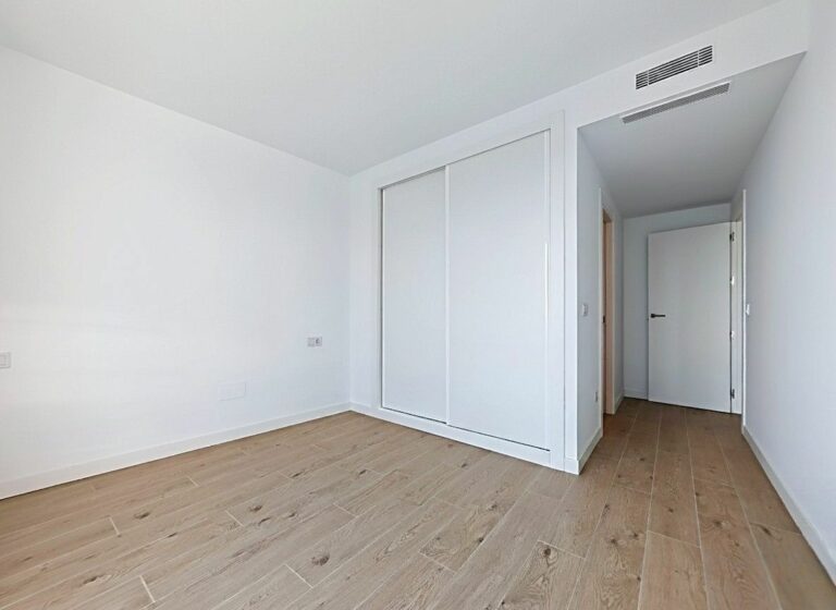 e731466ce79a480412a0791b9c72653e - 12