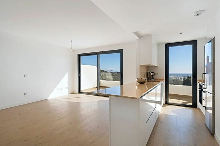 e731466ce79a480412a0791b9c72653e - 5