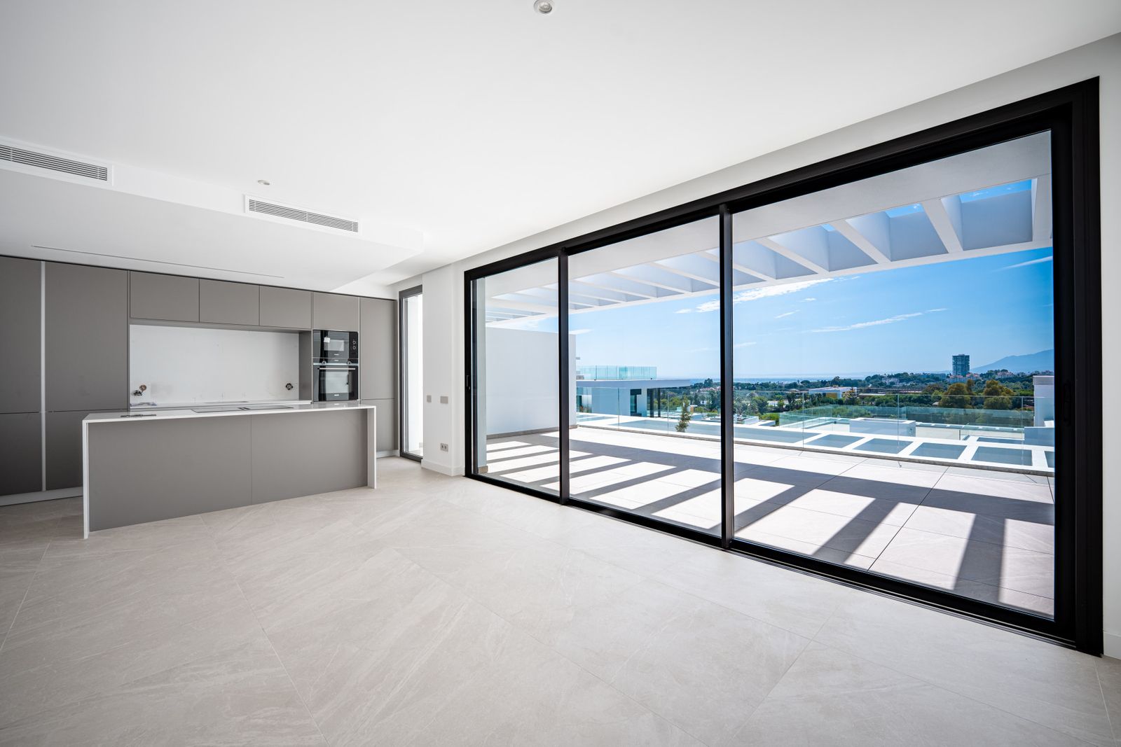 e8ac7b97c8c4a539cc2b234cd89cf84d - 12