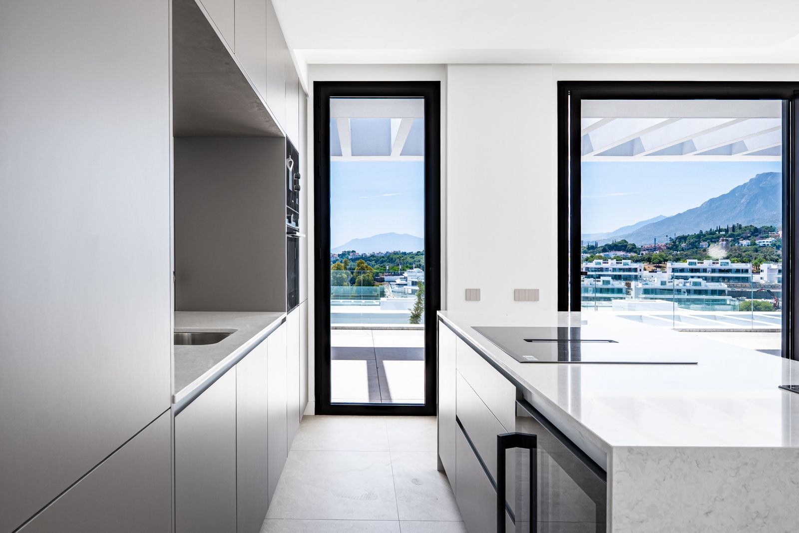 e8ac7b97c8c4a539cc2b234cd89cf84d - 14