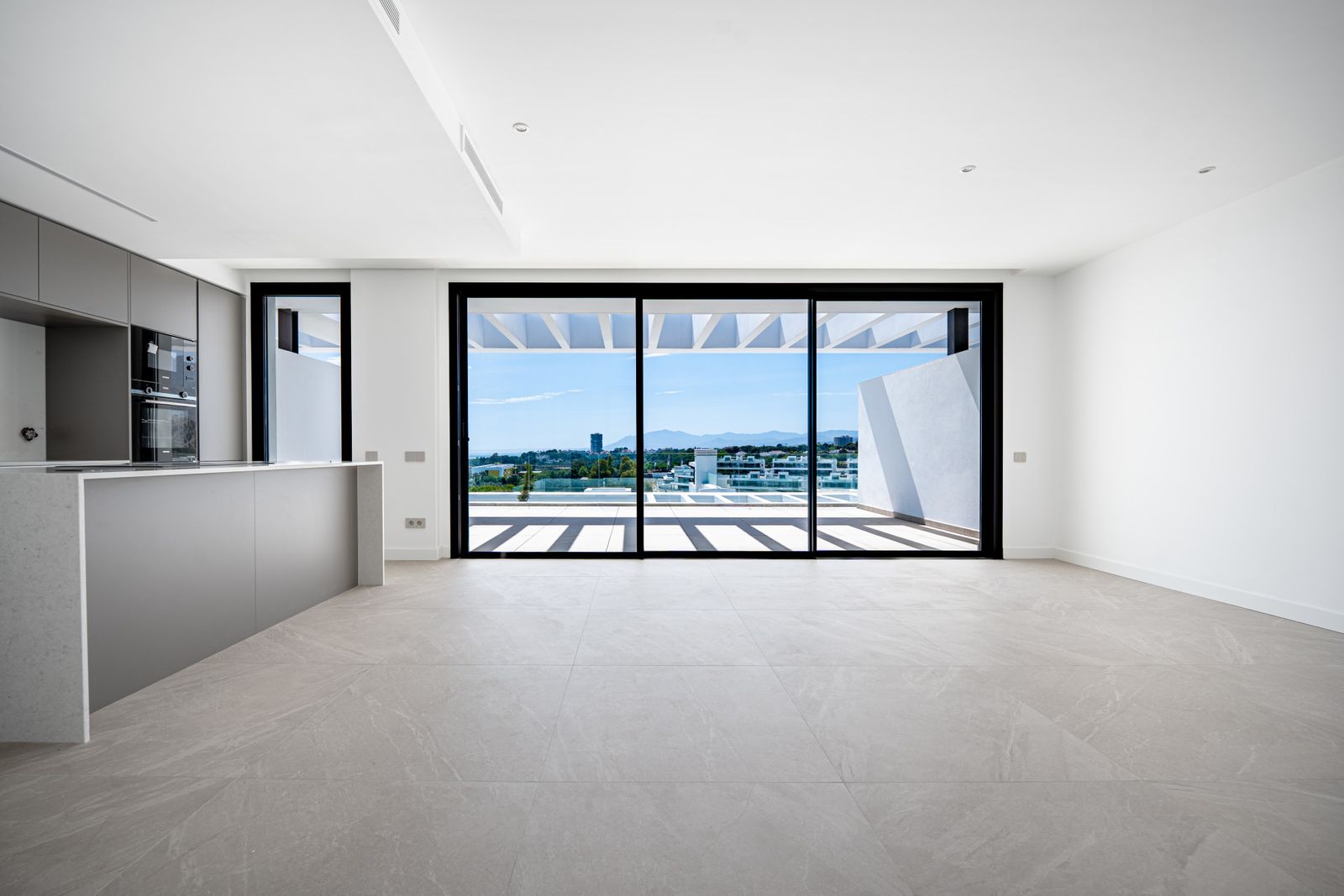 e8ac7b97c8c4a539cc2b234cd89cf84d - 9