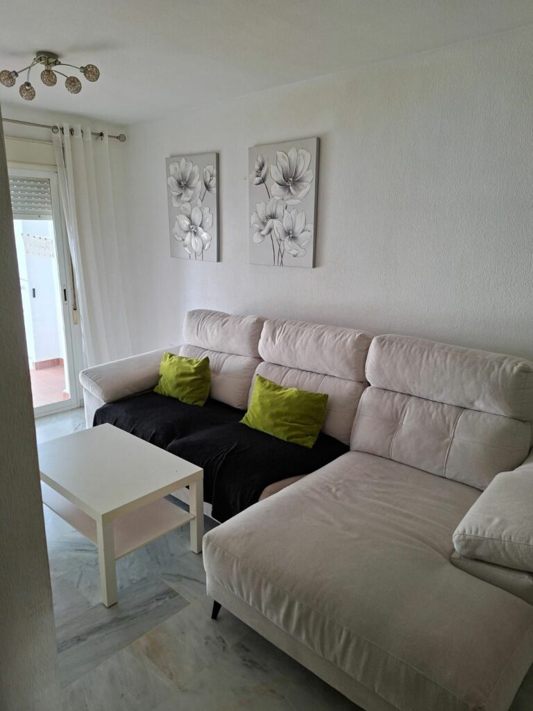 e93608b4d78688f3de6ae190915d8a34 - 2