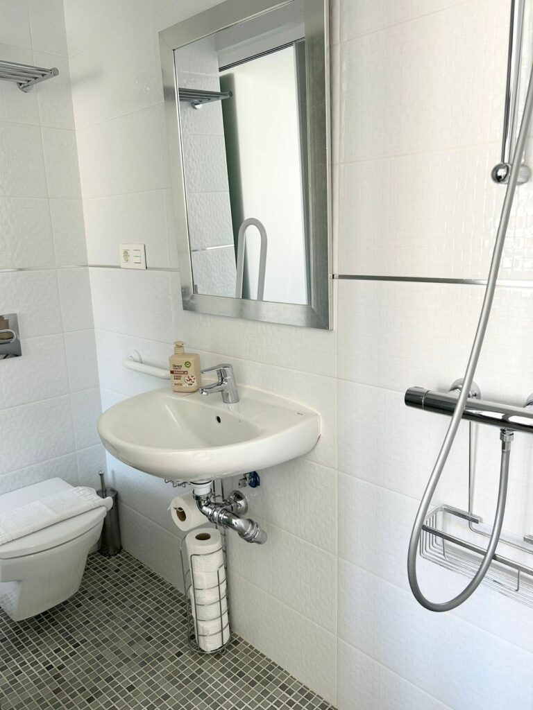 e9acf4245ac2379731ed6a973b9c3ddb - 8