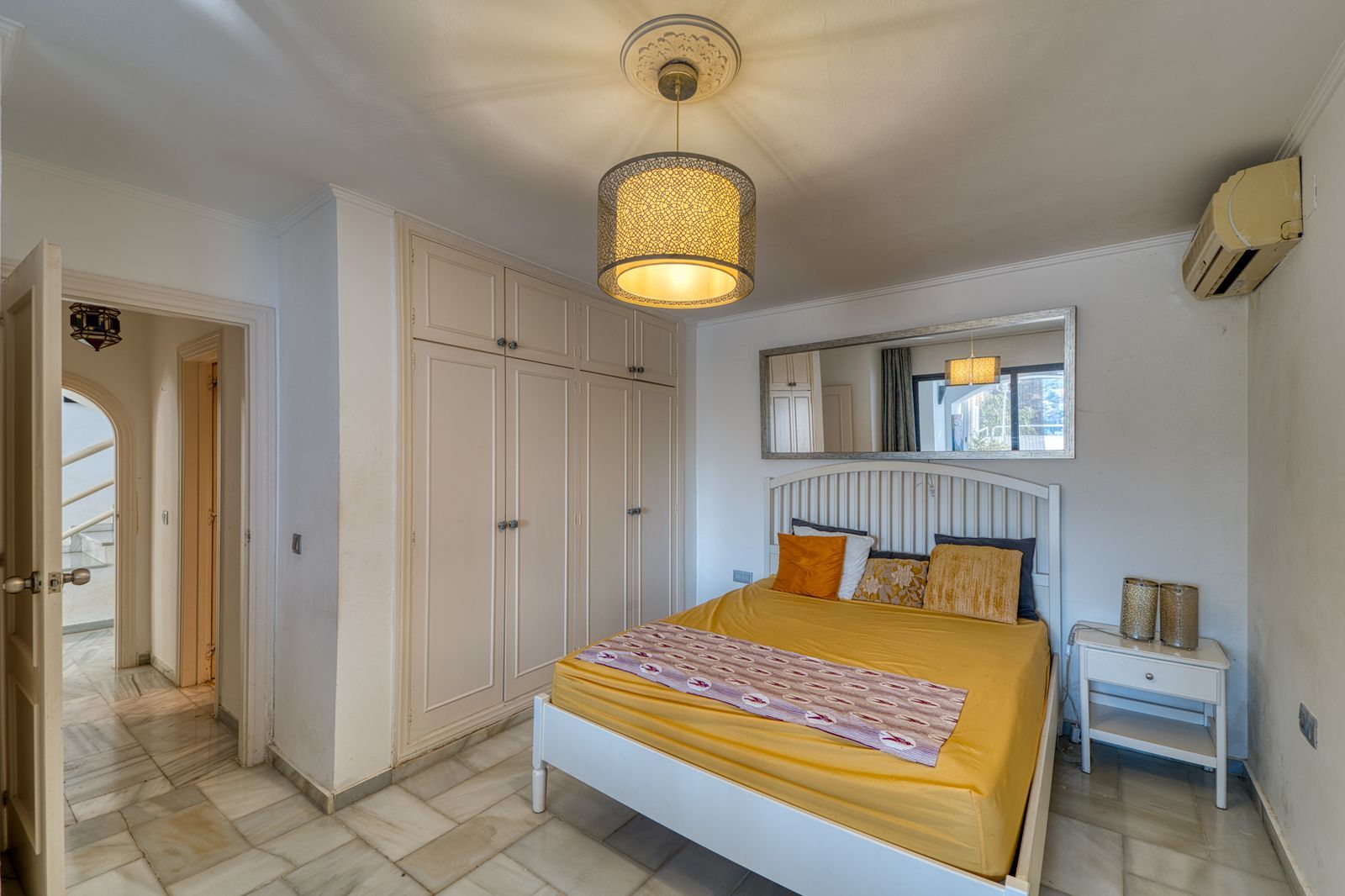 e9b8c30a1777b4b7e2a22b60cd6efb1f - 4