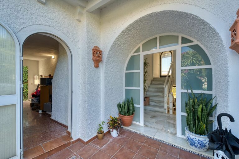 e9b8c30a1777b4b7e2a22b60cd6efb1f - 6