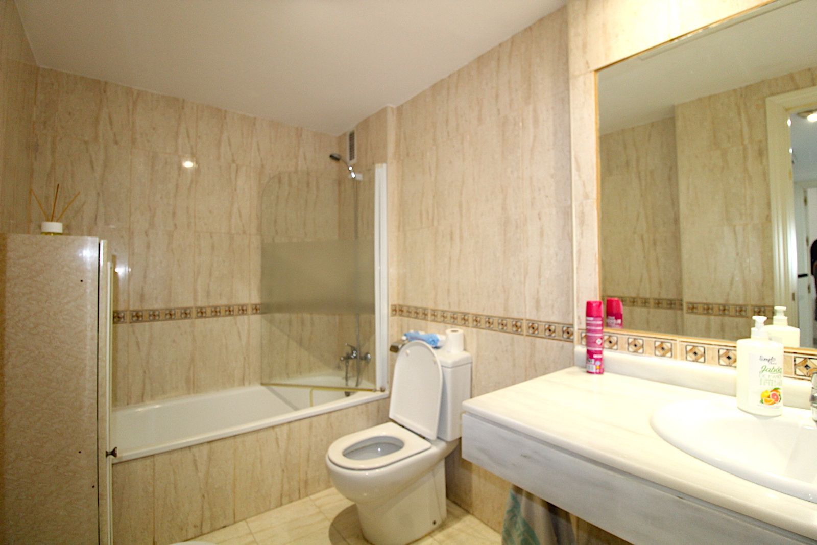 ea4d15a546b17579c0020a5708b27c2f - 12