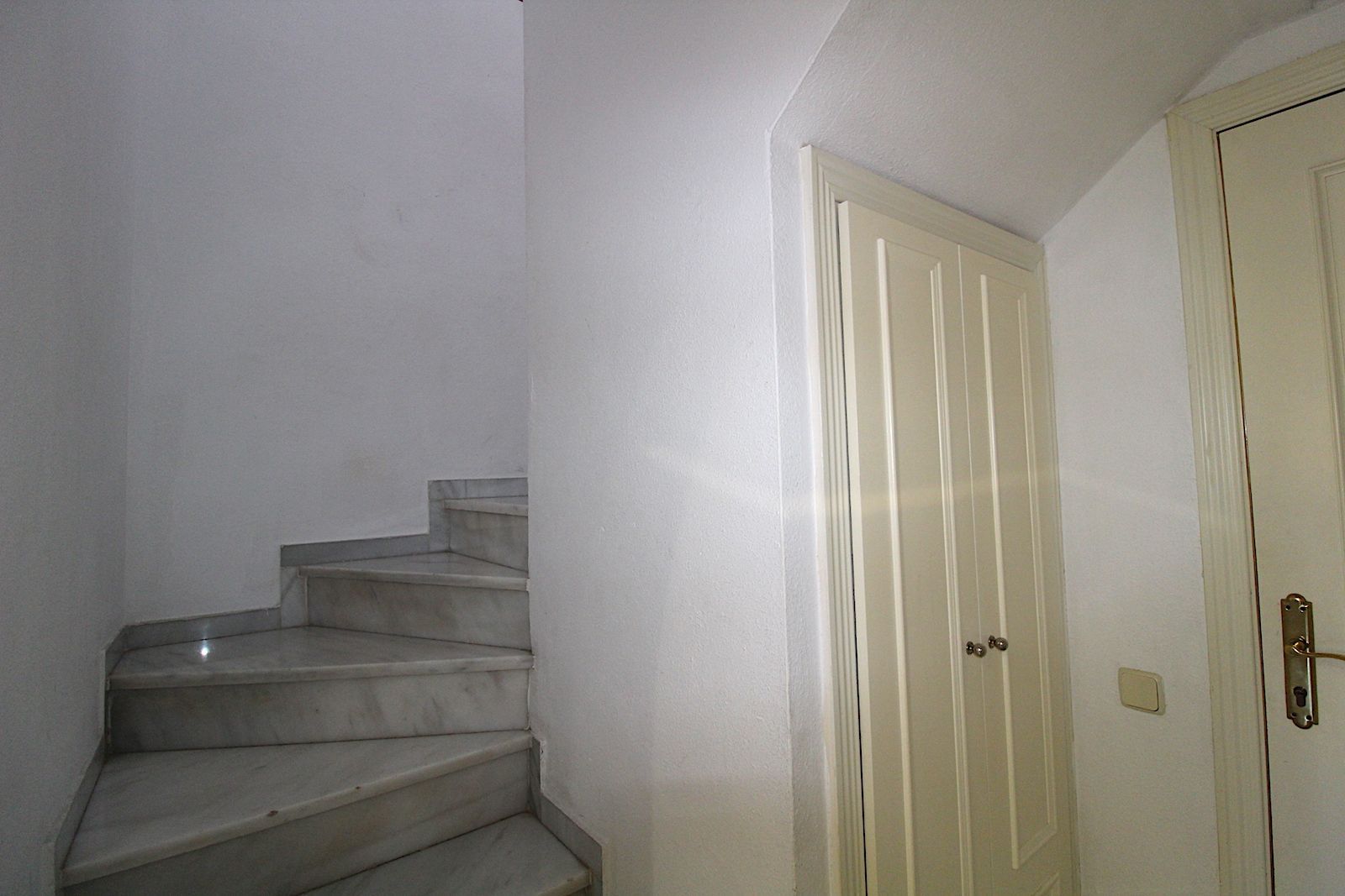 ea4d15a546b17579c0020a5708b27c2f - 13