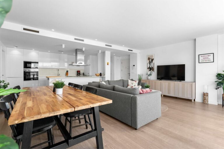 ead86ce7574e9cd52be01b5d806502db - 12