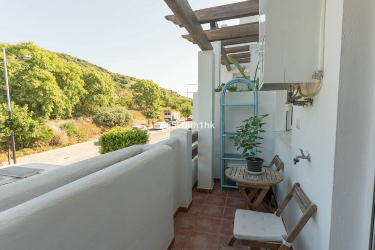 eb460c9aee11fc7e5cc4aea895bcdc36 - 5