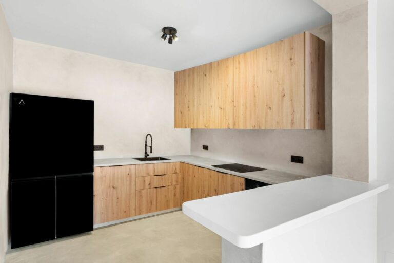 eb4a8cdb14199ee8f5a712f37693a641 - 3