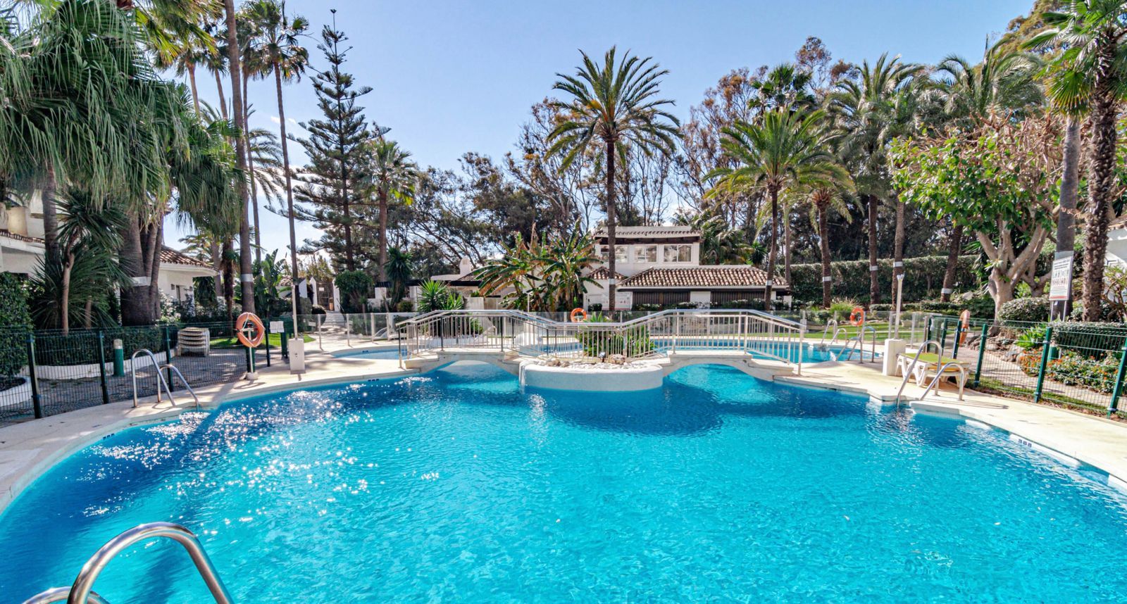 eba8cb36b91d213b08b1a3cd31d8793b - 14