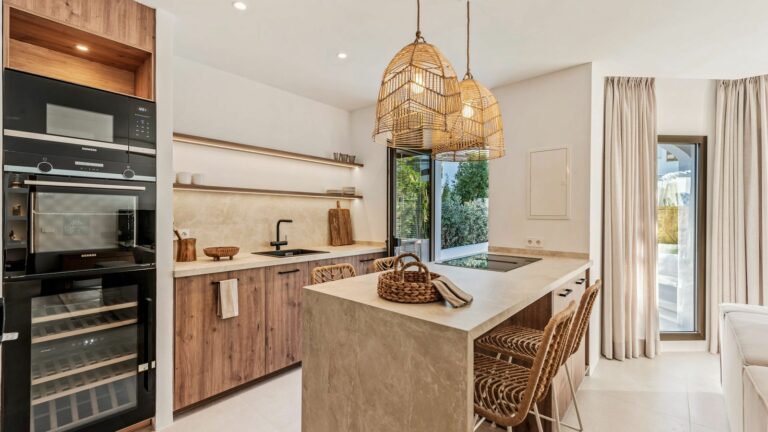 eba8cb36b91d213b08b1a3cd31d8793b - 5