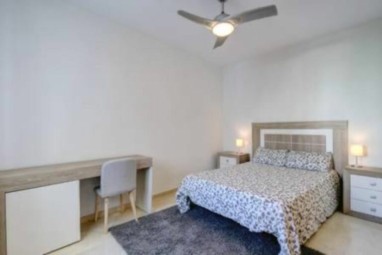 ebc837cb643b0d33af6e691b7f20ee8f - 13