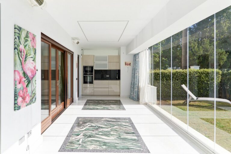 ebf979f6f5a1f87d574bc898fd84192a - 5