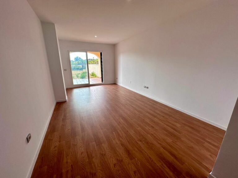 ec27932dd77e7d04bece0dfaba8bd1c6 - 15