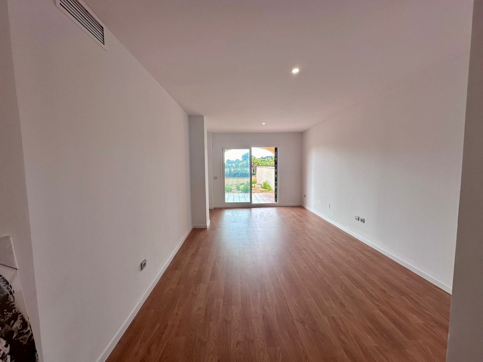 ec27932dd77e7d04bece0dfaba8bd1c6 - 5