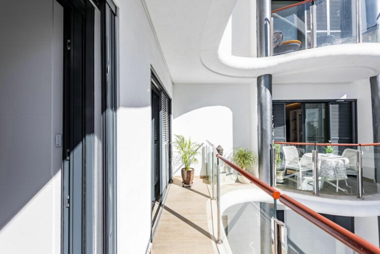 eccf4b3af1ccf3ef06dcc463d5f61eca - 11