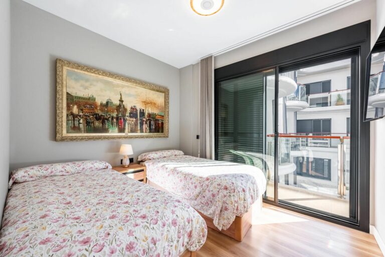 eccf4b3af1ccf3ef06dcc463d5f61eca - 16