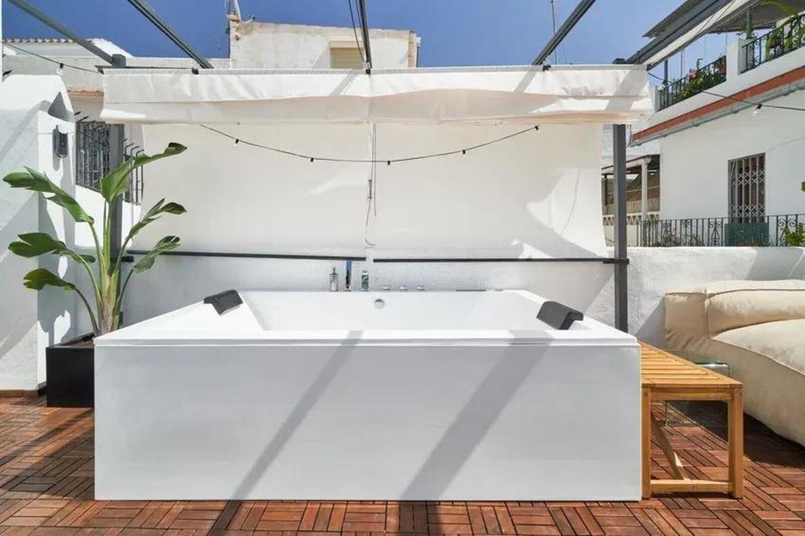 ed2764dd803f17d2d689dc98fd8bafdf - 16