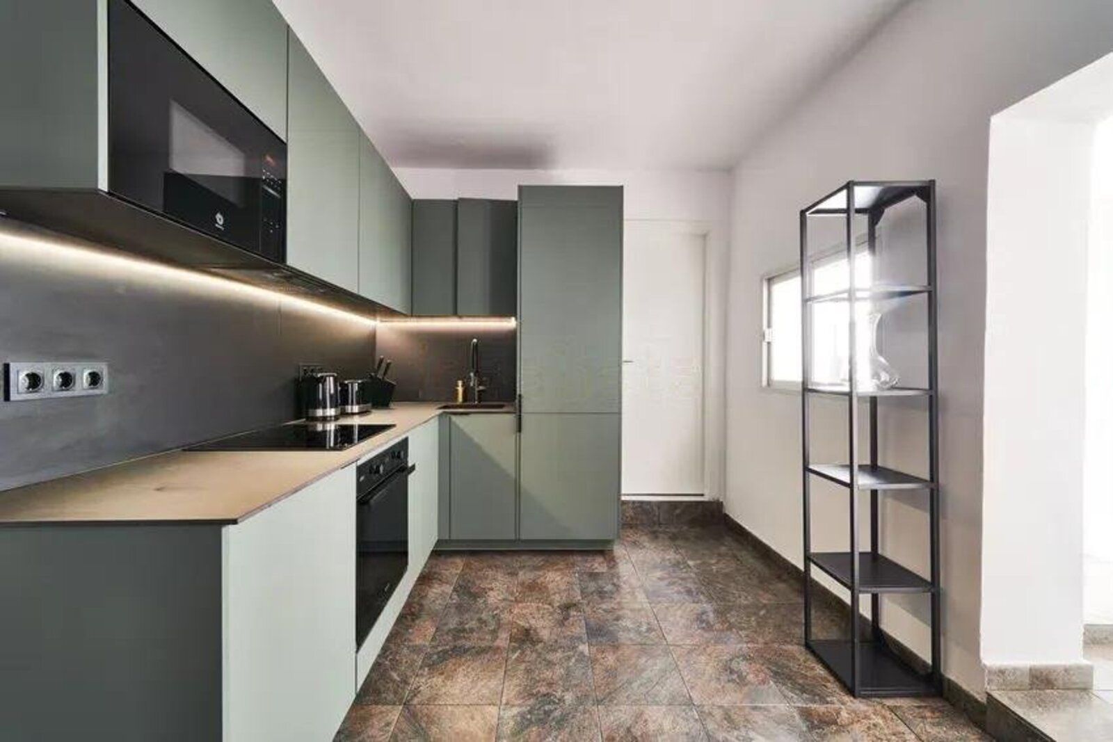 ed2764dd803f17d2d689dc98fd8bafdf - 8