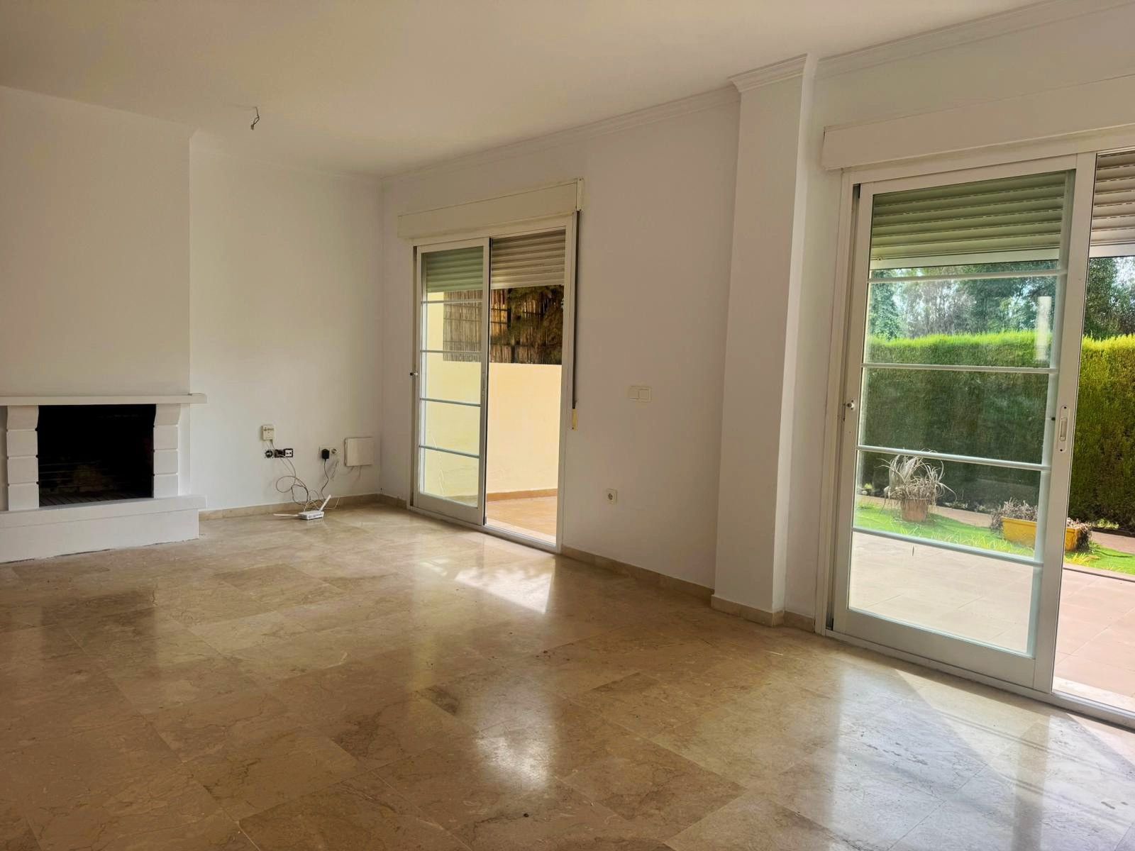 ed739c175384b64c04d12b72a2508c17 - 13