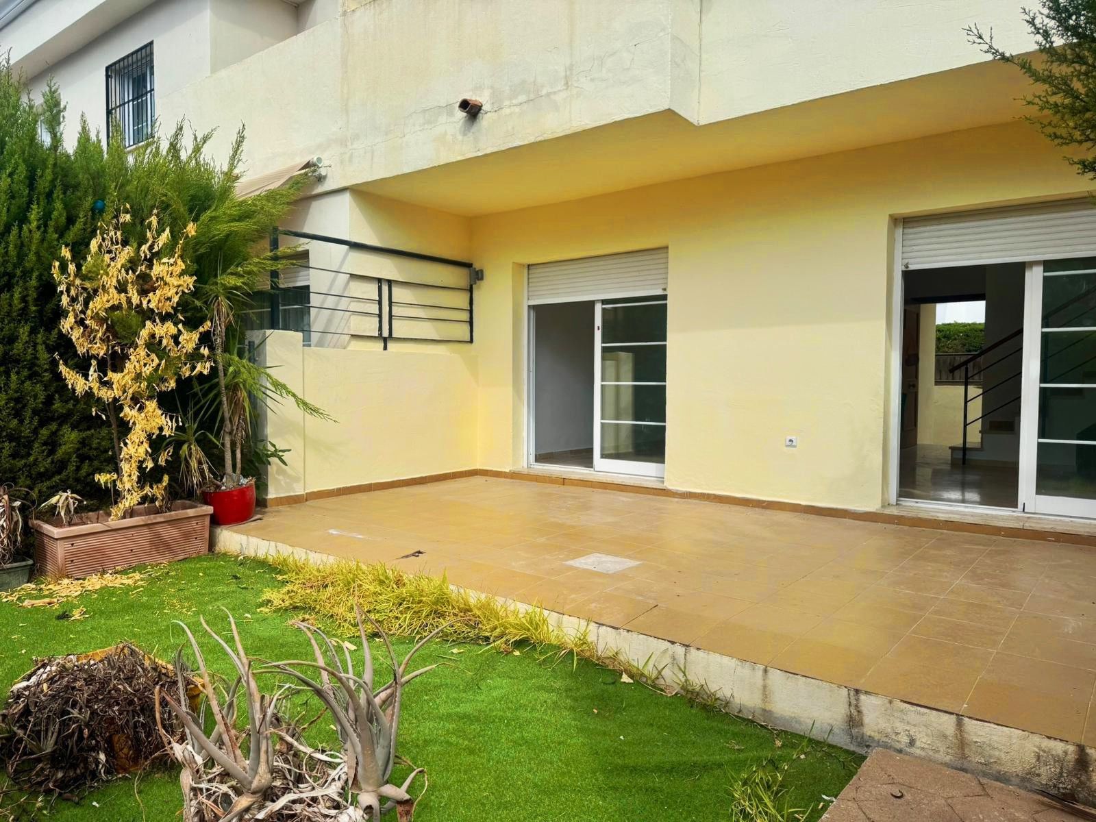 ed739c175384b64c04d12b72a2508c17 - 4