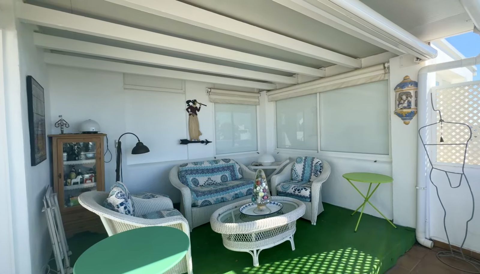 ed7ec5e9aede07cb13b2addae0a85148 - 13