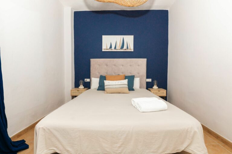 ef458cd386e9f288ff5c0743625634e2 - 13