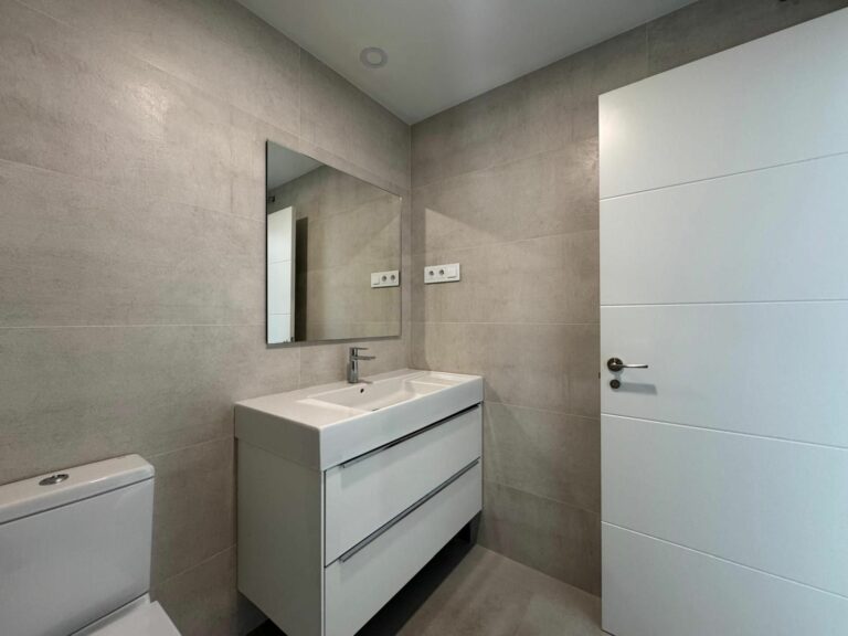 f073998cd33be223773558e281ad89cf - 12