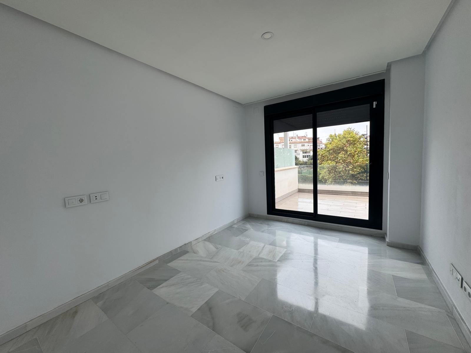 f073998cd33be223773558e281ad89cf - 13