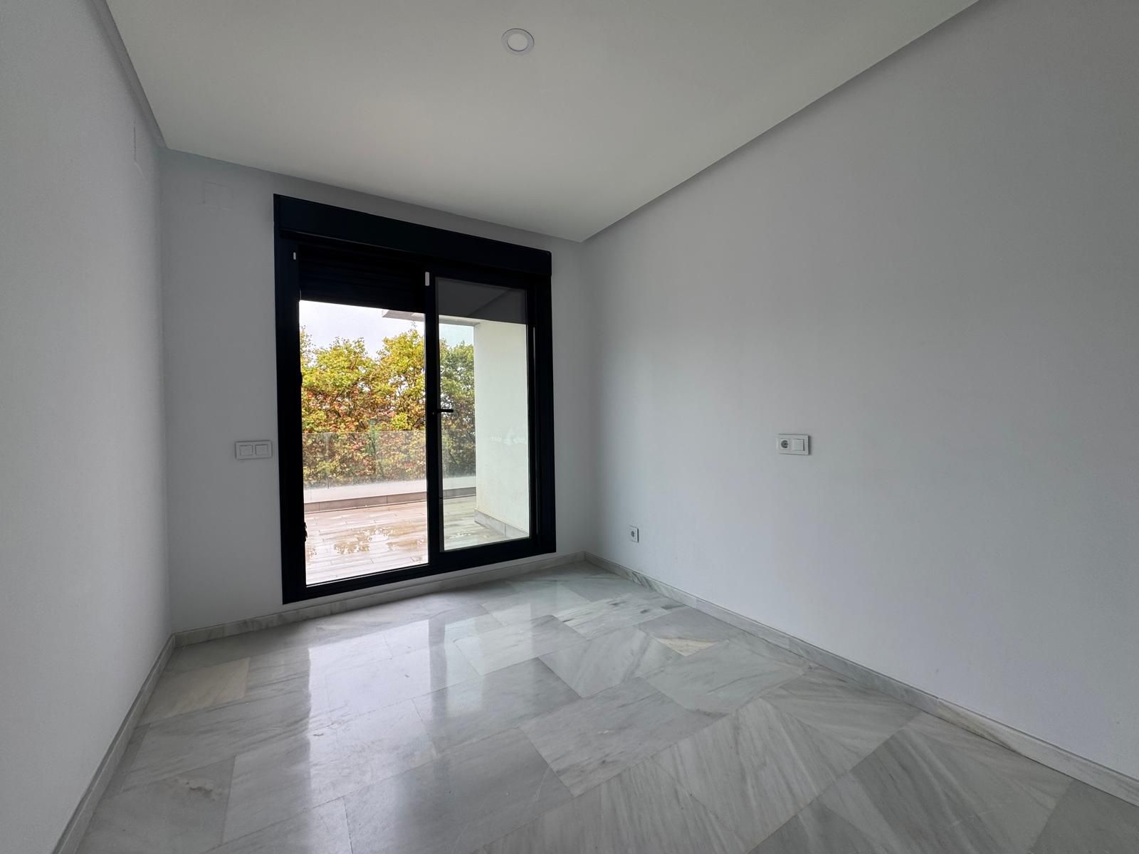 f073998cd33be223773558e281ad89cf - 8