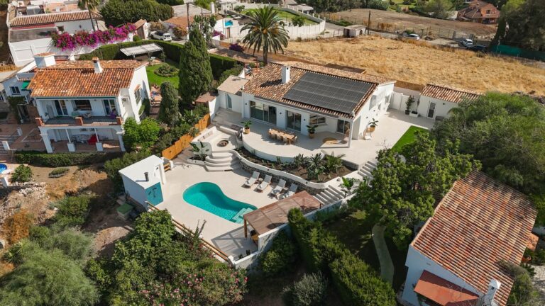 f19fe02e998ad256197fe69e803d202f - 3