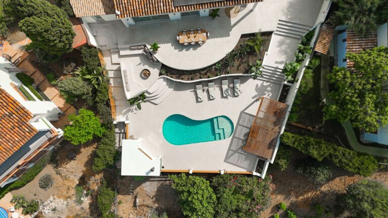 f19fe02e998ad256197fe69e803d202f - 4