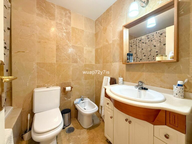 f1e7c14918503be8b437e0321c22df49 - 12