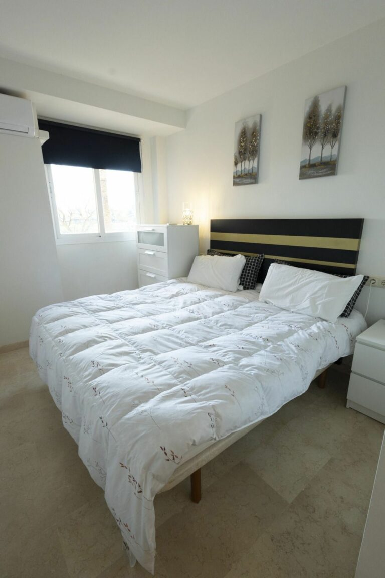 f2ed214f18346620560a5074709a4ec3 - 7