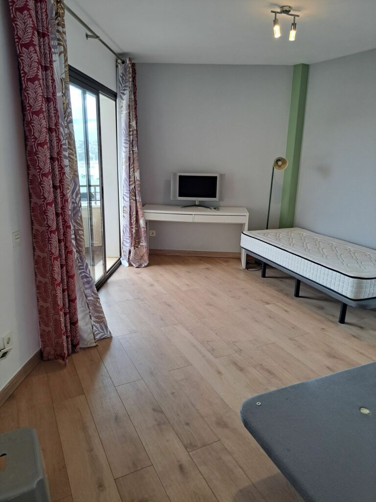 f3741e3c21d9883a8dba275b50d0c35e - 16