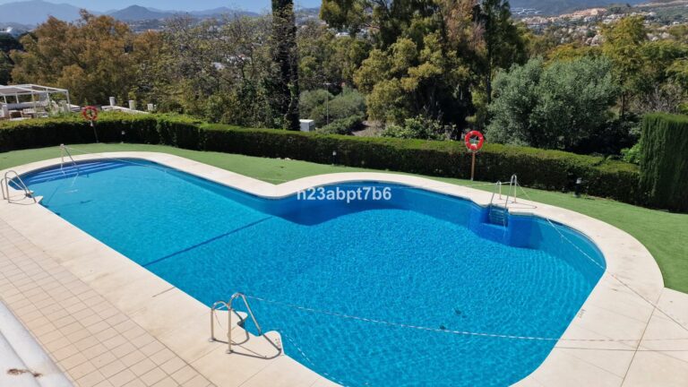 f7a9d7d1a46b1088097722de543a34e0 - 12