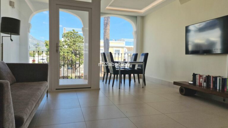 f7a9d7d1a46b1088097722de543a34e0 - 2