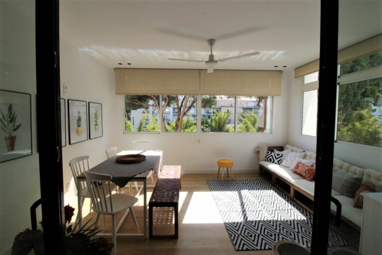 f89927af30cf8ffe78ede910bfe68c20 - 4