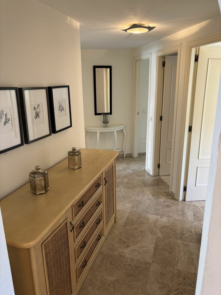 f98aedd6bb24188d08c176d29c3af6e5 - 10