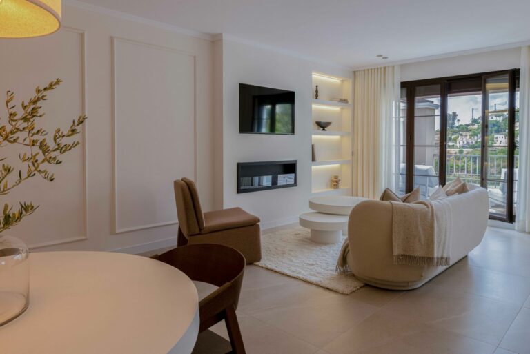 fa0c6f783ba3e18486445e0408525b0c - 6